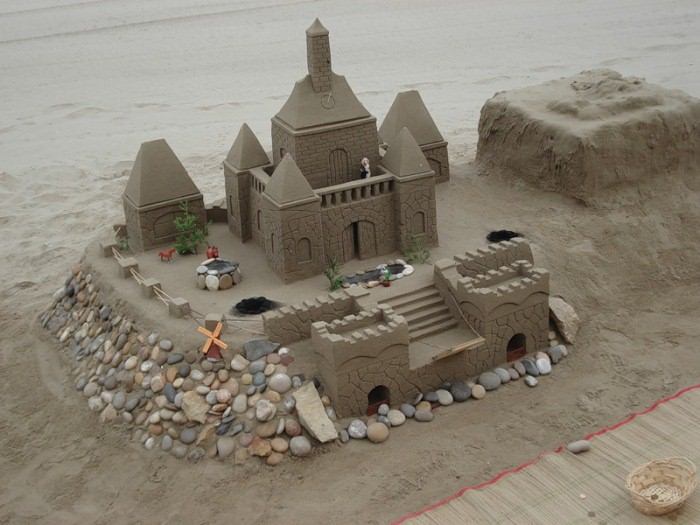 Замки на песке