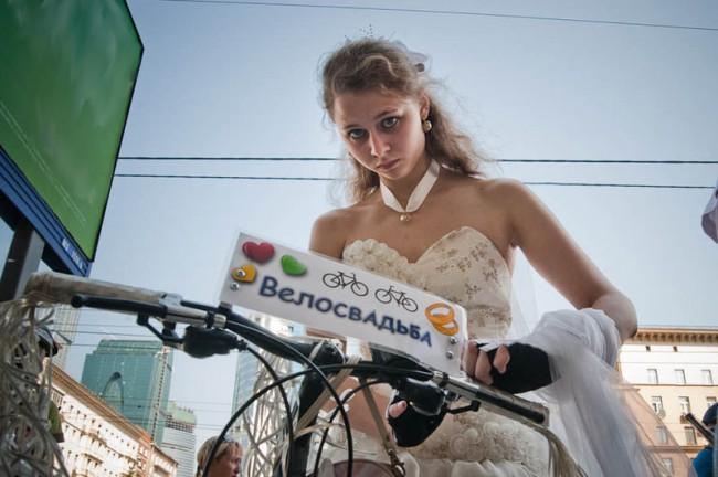 Необычная свадьба на велосипедах