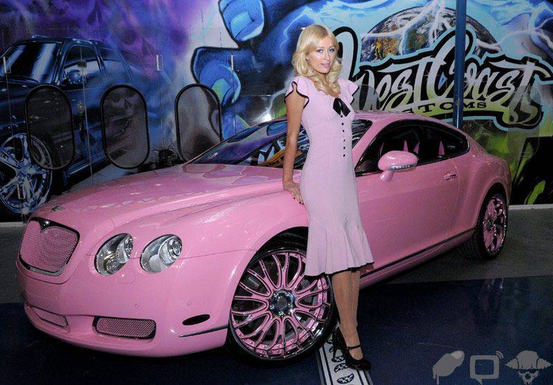 Пэрис Хилтон и ее новый розовый Bentley
