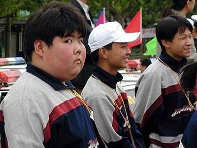 Толстый китайский мальчик