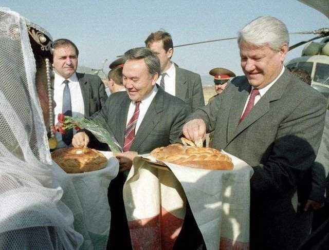 Прибытие Бориса Ельцина и Нурсултана Назарбаева в Нагорный Карабах, 21 сентября 1991 год.