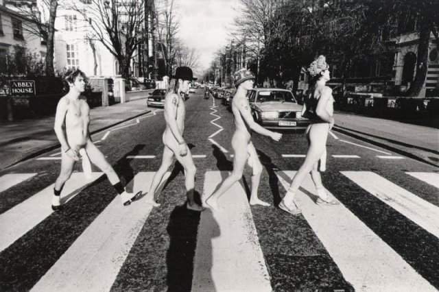Red Hot Chili Peppers на легендарном переходе у Abbey Road Studios, 1988 год.