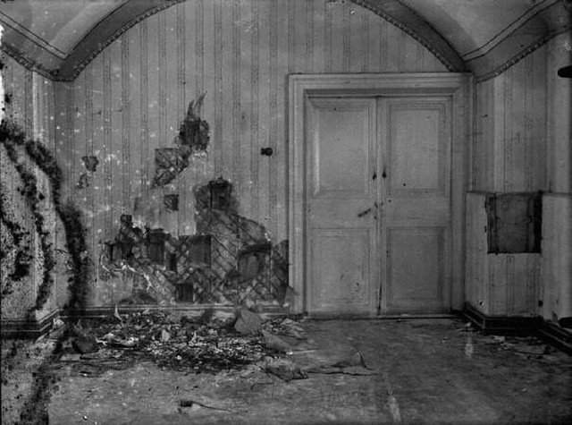 Комната, где были расстреляны Царь Николай II и вся его семья, 1918 г.