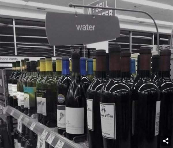 В этом магазине вода превращается в вино...