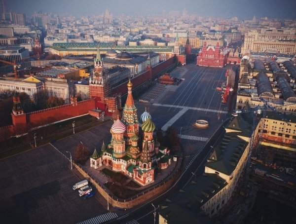 Храм Василия Блаженного и Красная площадь в Москве, вид сверху