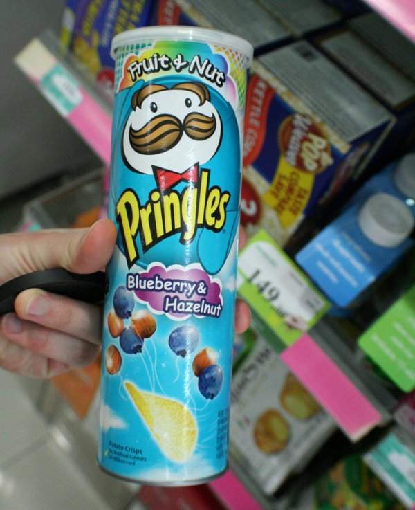В Таиланде продают Pringles со вкусом черники и фундука