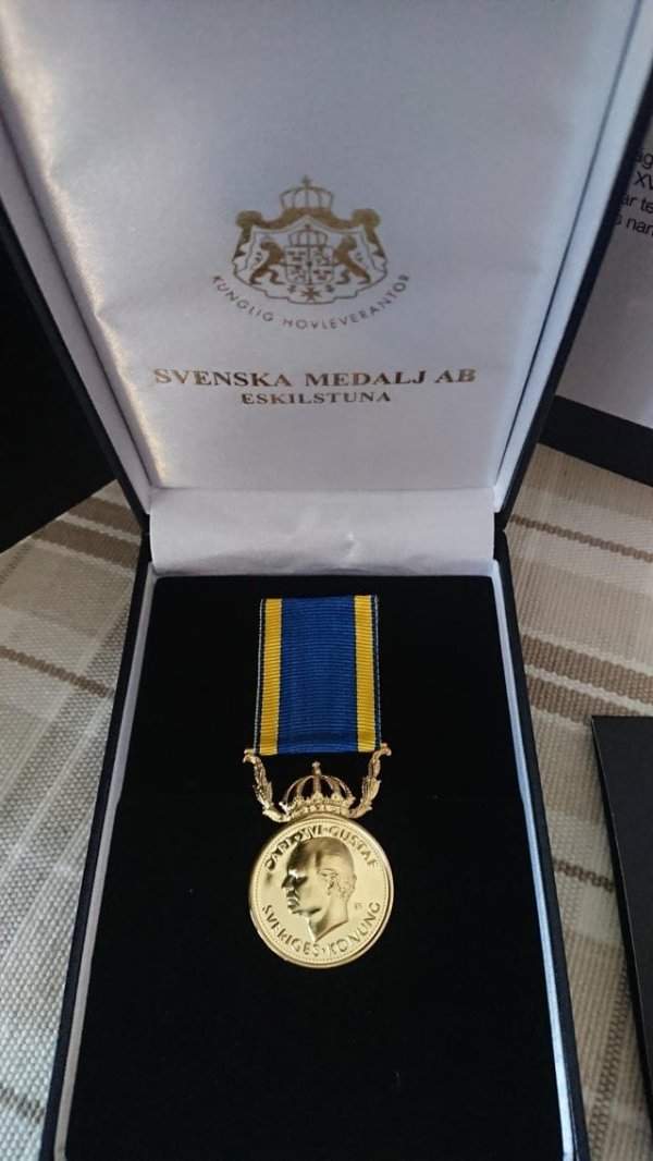 Золотая медаль, которую в Швеции дают тем, кто больше 30 лет проработал на госдолжности