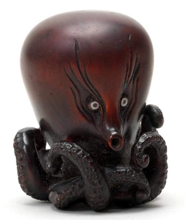 Вырезанная из дерева фигурка осьминога. Япония, 19 век