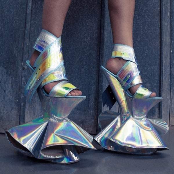 Безумная обувь от австралийского дизайнера для самых безбашенных