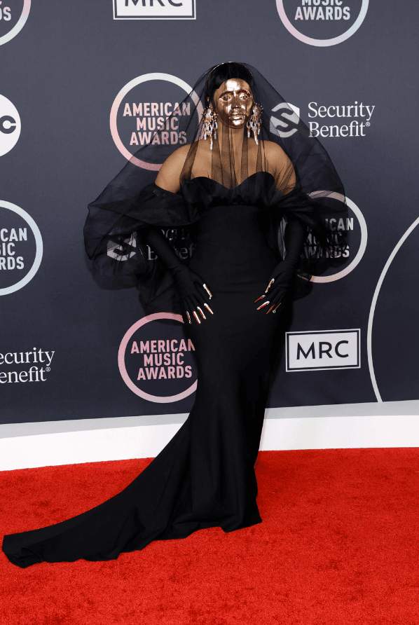 Певица Карди Би на премии American Music Awards 2021