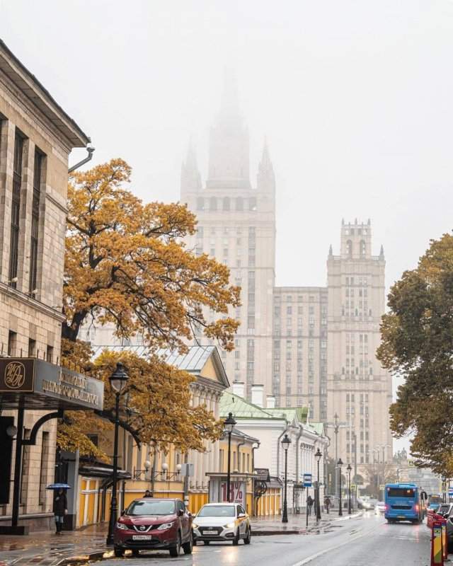 Как красиво в Москве осенью