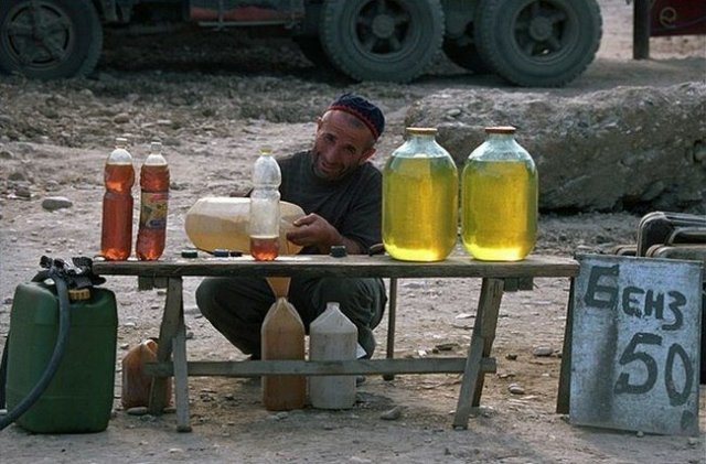 Так в Чечне продавали бензин