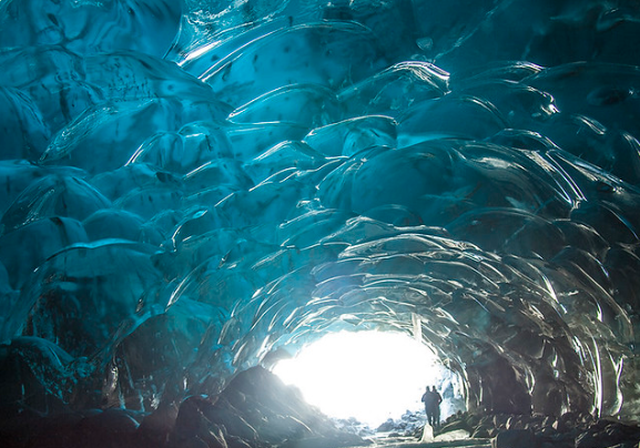 Ледяная пещер