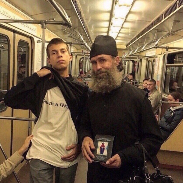 Модники и чудаки из метро Модники и чудаки из метро