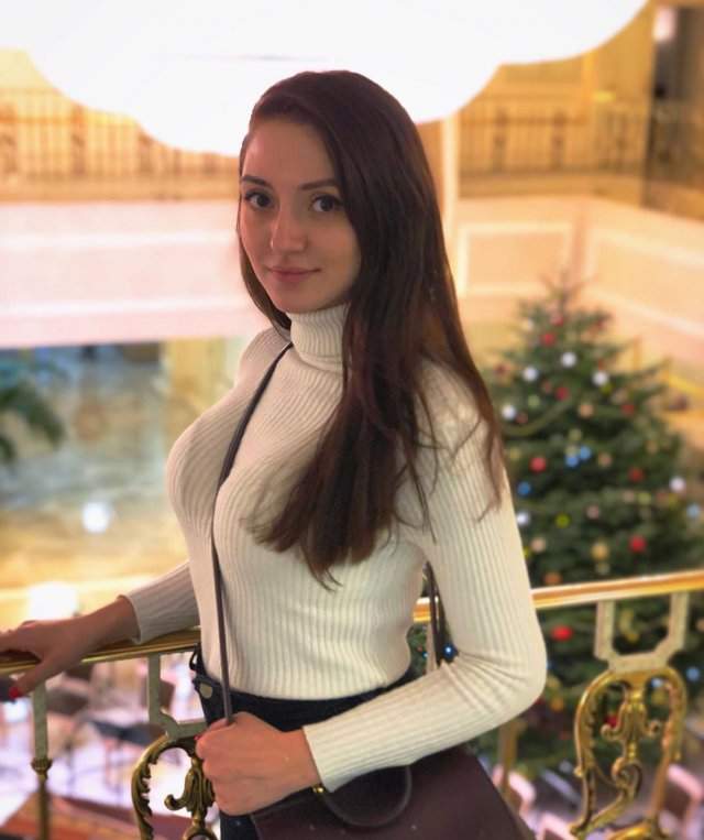 Милена Григорян – красивая помощница депутата Госдумы Сергея Боярского