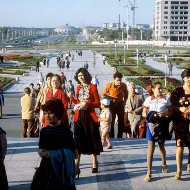 Прогулка по улицам Советского Союза
