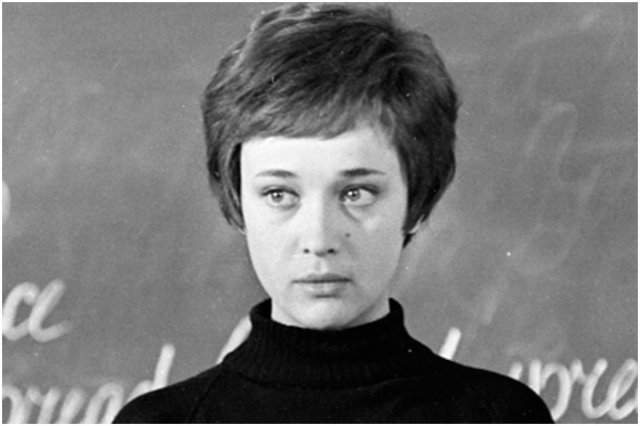 Актрисы из СССР, которые сыграли школьных учителей