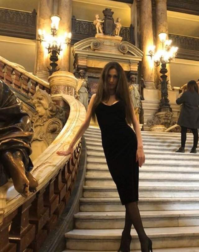 Анна Амбарцумян — сексолог и экстрасенс — найдена мертвой в московском отеле