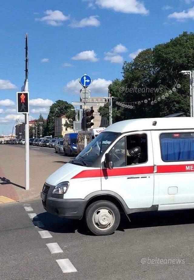 В Минске силовики ездят в машинах скорой помощи