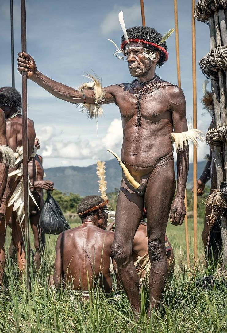 члены мужчин из племени фото 103