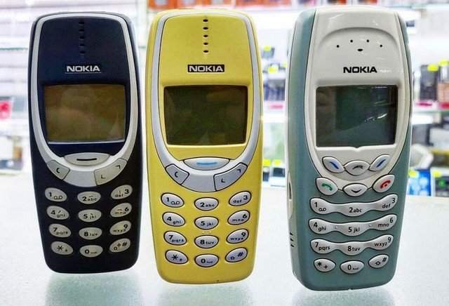 Телефон Nokia 3310 и 3410