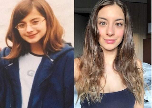 Девушка в школе в очках, которая выросла и отрастила волосы