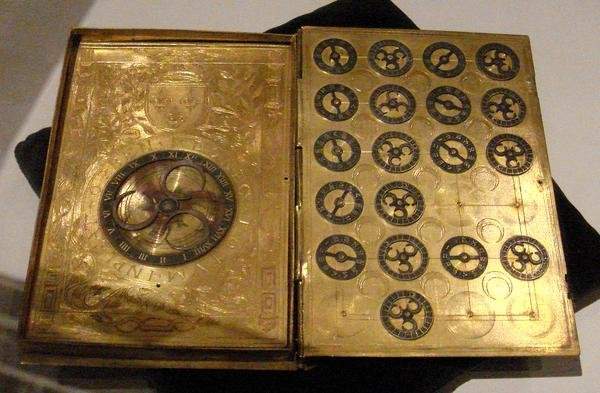 Книга с шифром из французского суда XVI века.