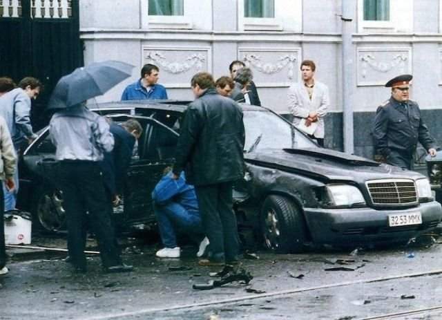 Взорванный на Новокузнецкой улице Mercedes–Benz W140 600 SEL Бориса Березовского