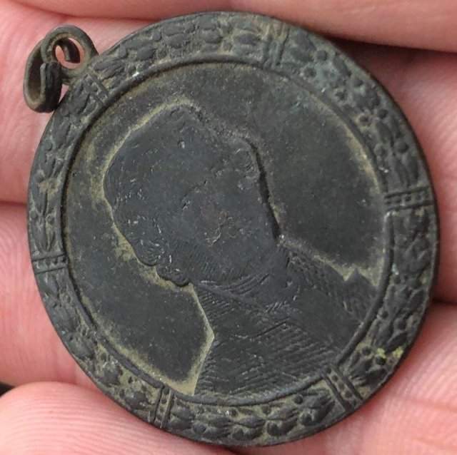 монета с изображение Томаса Джефферсона