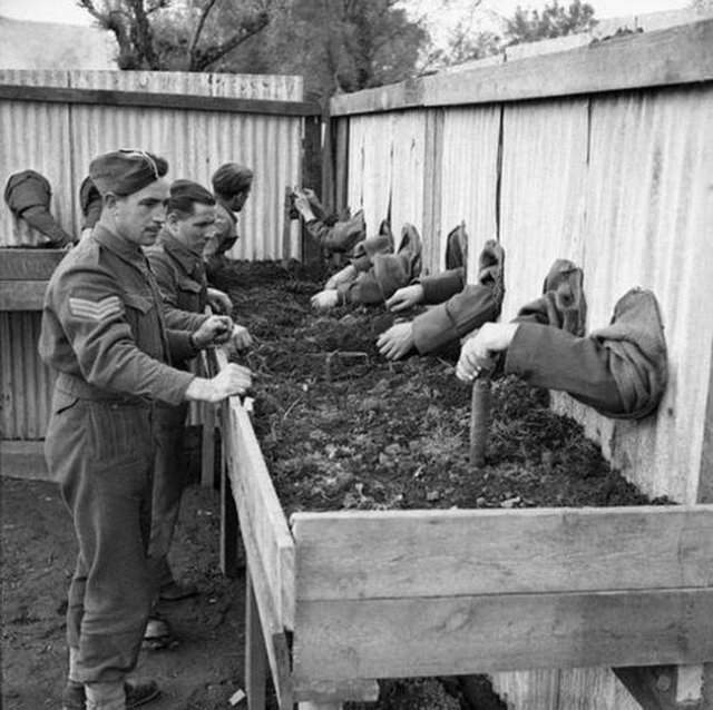 Тренировка саперов, Великобритания, 1940-е.