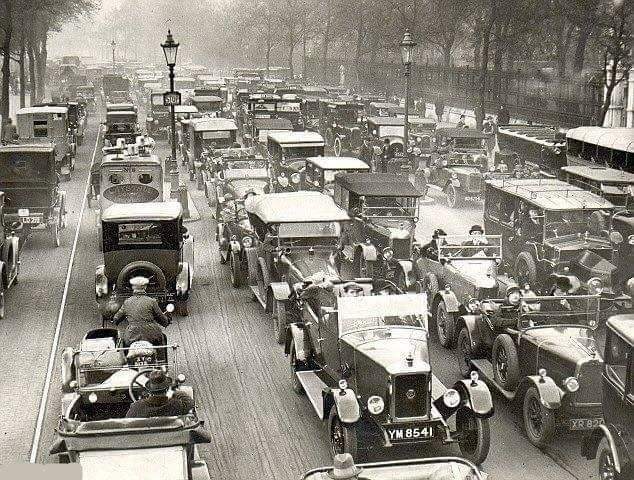 Лондон, пробки, 1920-е.