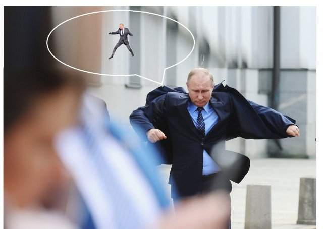 Губернатор Петербурга Александр Беглов перепрыгивает клумбу учит Путина прыгать