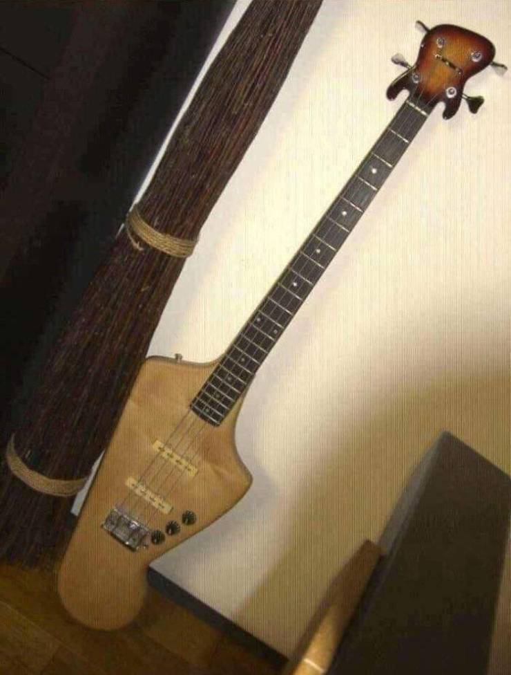 Необычная гитара