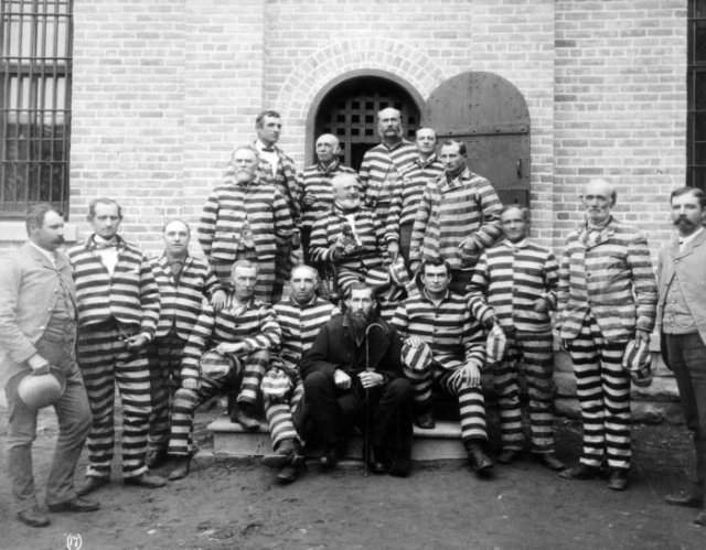 Арестованные мормоны–многоженцы после принятия закона Эдмунда–Такера, 1887 год, США