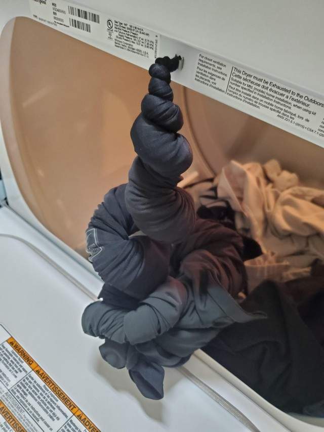 Испорченное белье в стиральной машине