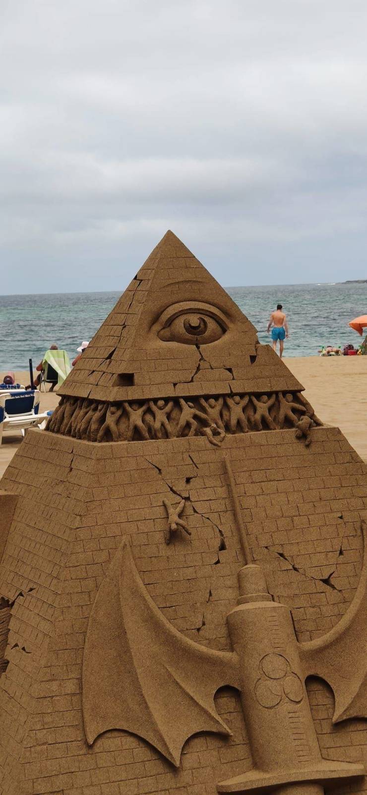 Пирамида из песка