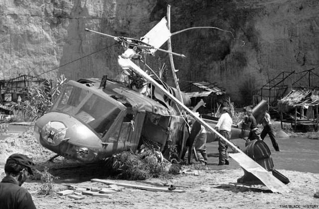 Вертолет, потерпевший крушение на съемках фильма &quot;Сумеречная зона&quot;, 1982 год, США.