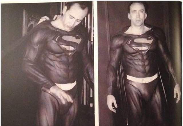 В 1998 году Тим Бертон собирался перезапустить франшизу &quot;Супермен&quot;, отдав главную роль Николасу Кейджу. Проект был закрыт.