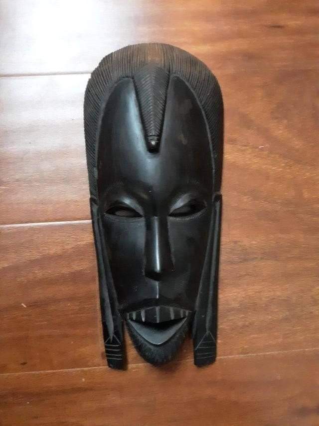 маска африканского племени масаи