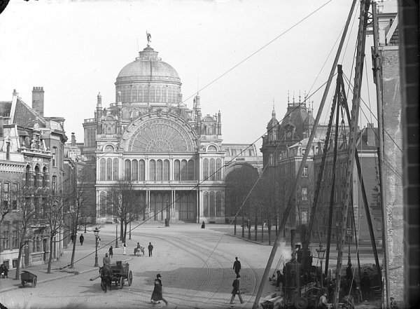 Дворец народного труда, Амстердам (1864-1929)