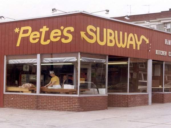 Первая закусочная Subway. Бриджпорт, штат Коннектикут, 1965 год