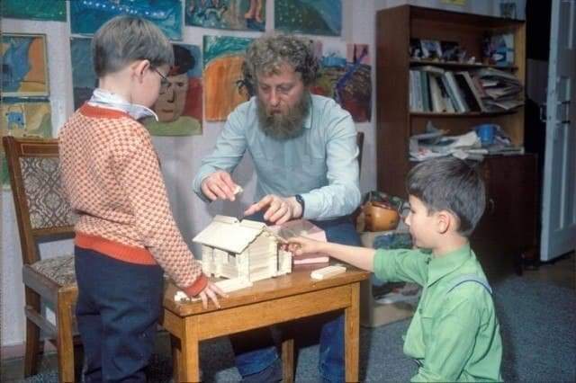 Повседневная жизнь советской семьи в Москве, 1985 год