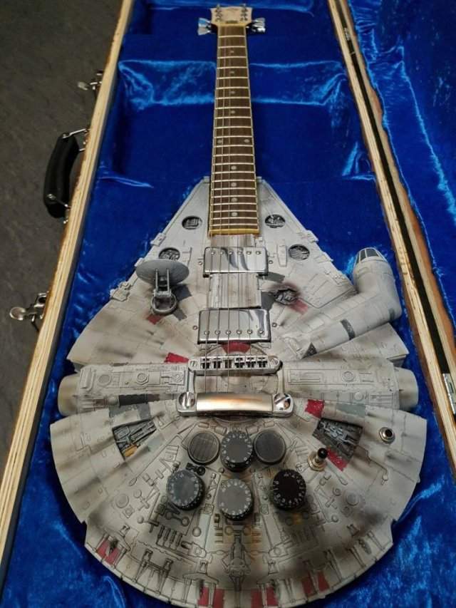 Гитара фаната Звездных войн