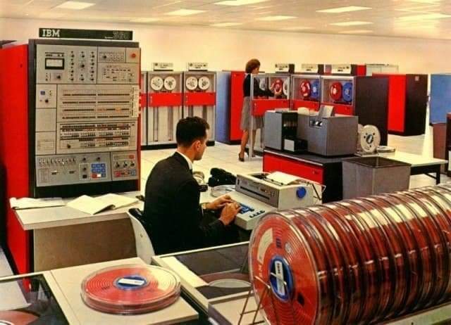 Компьютерный зал 60-х
