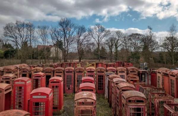 Кладбище телефонных будок в Великобритании