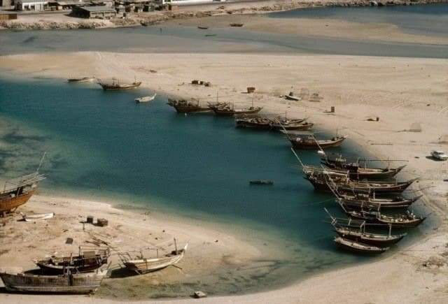 Абу Даби, 1975 г.