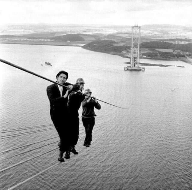 Строительство автодорожного моста в Шотландии, 1961 год