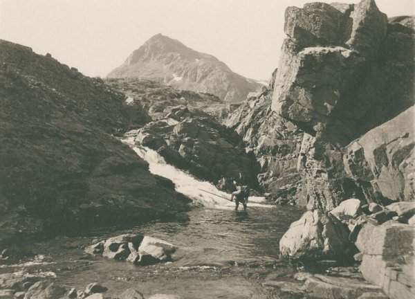 Ловля форели в Аммассалике на юго-востоке Гренландии. Июль 1889 г.