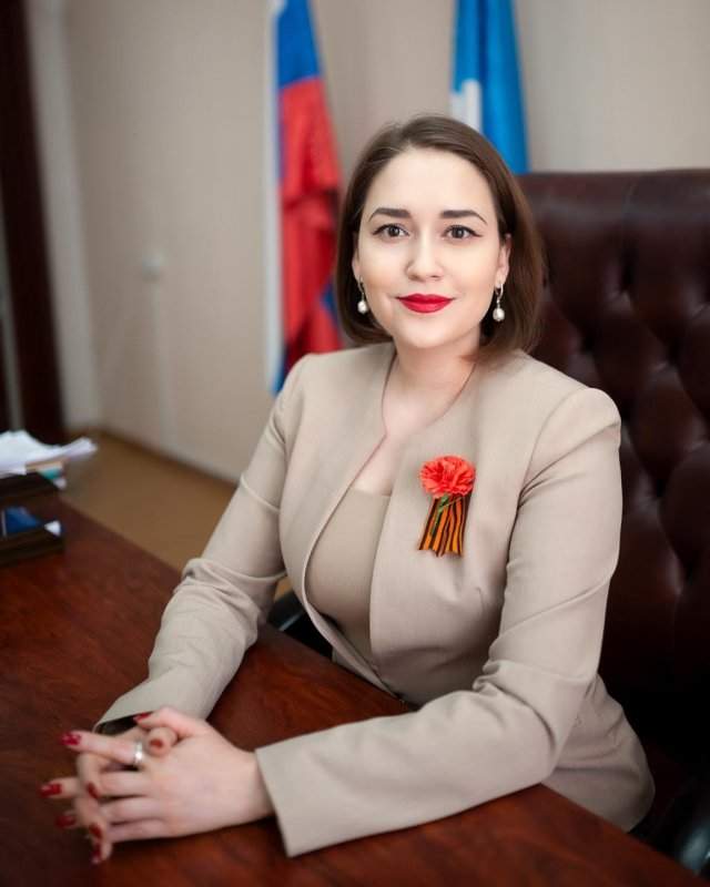 Ирина Высоких: чиновница, которую якутский депутат обвинил в слишком глубоком декольте
