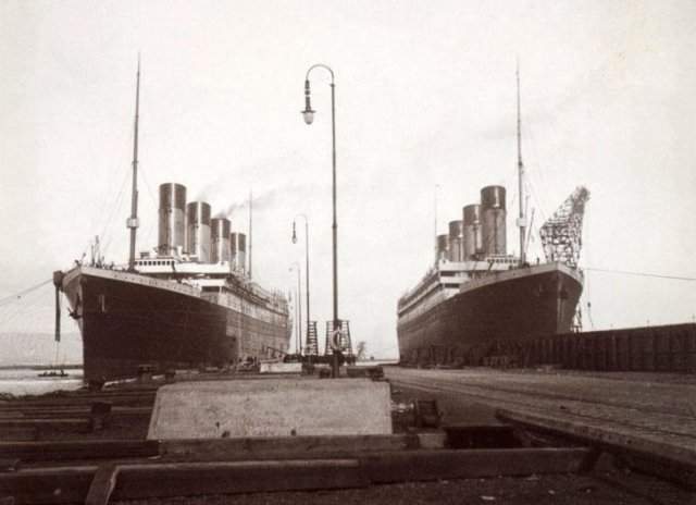 Лайнеры White Star Line &quot;Титаник&quot; и &quot;Олимпик&quot; в порту Белфаста, 1912 год